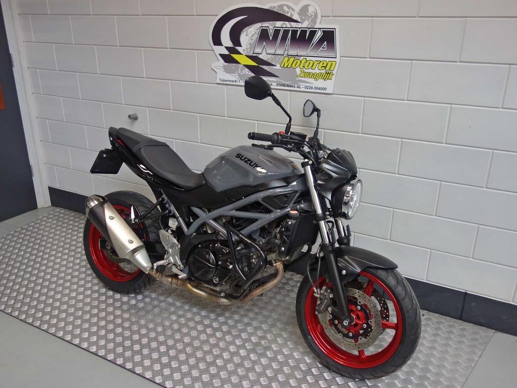SUZUKI SV 650, Bedrijf, Onbekend, Sport, Meer dan 35 kW