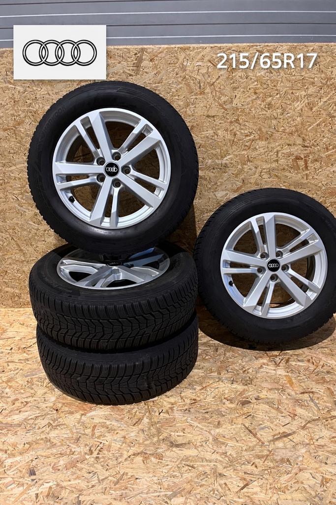 Audi originele 17 inch velgen + winterbanden 215/65R17, Auto-onderdelen, Banden en Velgen, Banden en Velgen, Winterbanden, 17 inch