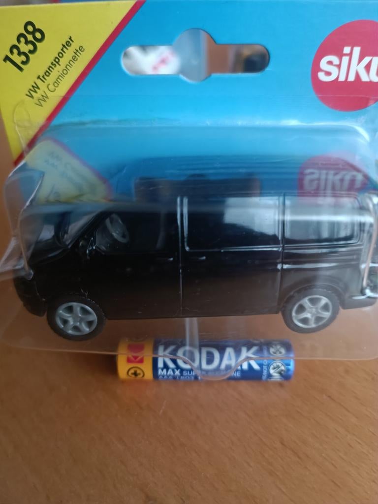 Siku VW Transporter 1338 - Nieuw in verpakking, Overige merken, 1:50 of kleiner, Auto, Nieuw