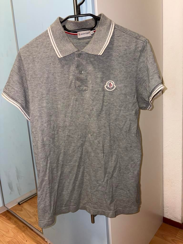 Moncler polo grijs maat L, Ophalen of Verzenden, Gedragen, Maat 52/54 (L), Grijs