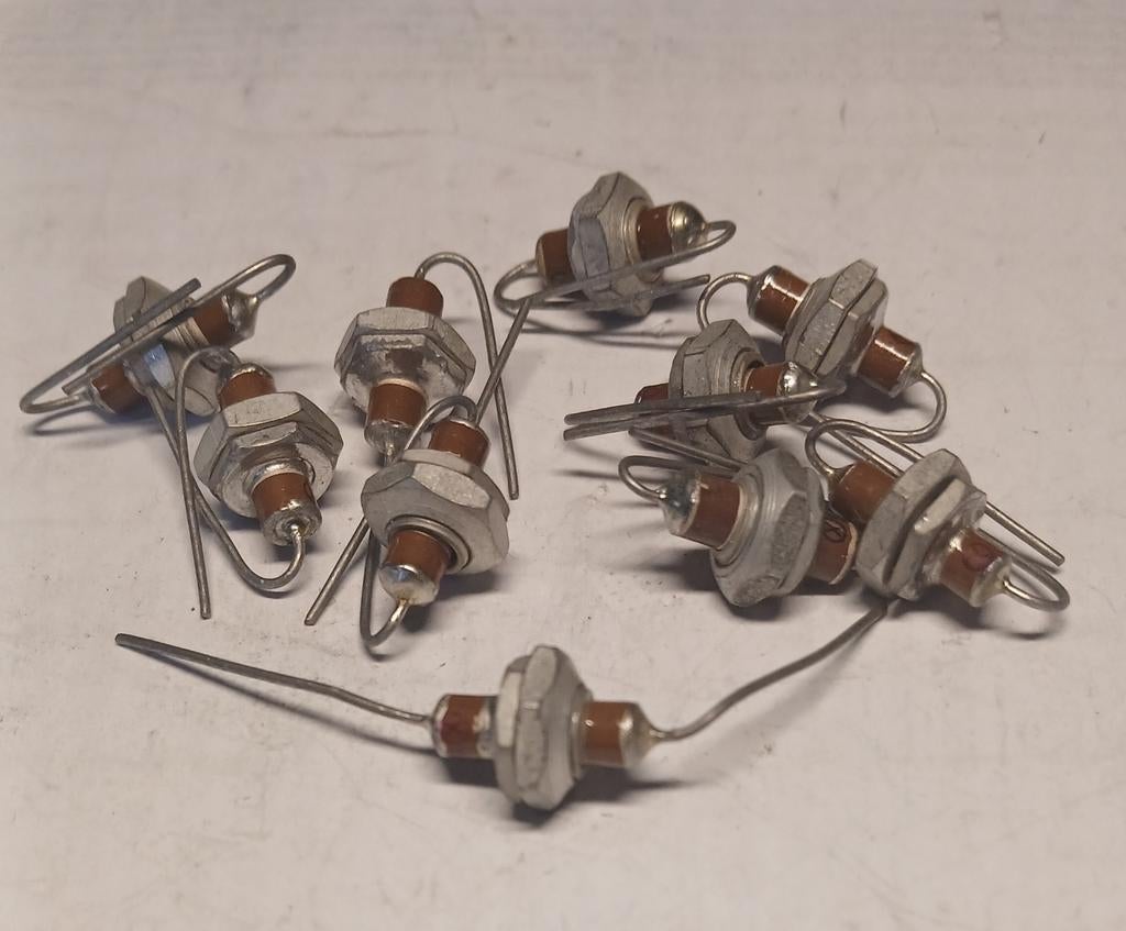 Doorvoer condensator hoogspanning 2nF, Telecommunicatie, Ophalen of Verzenden, Nieuw