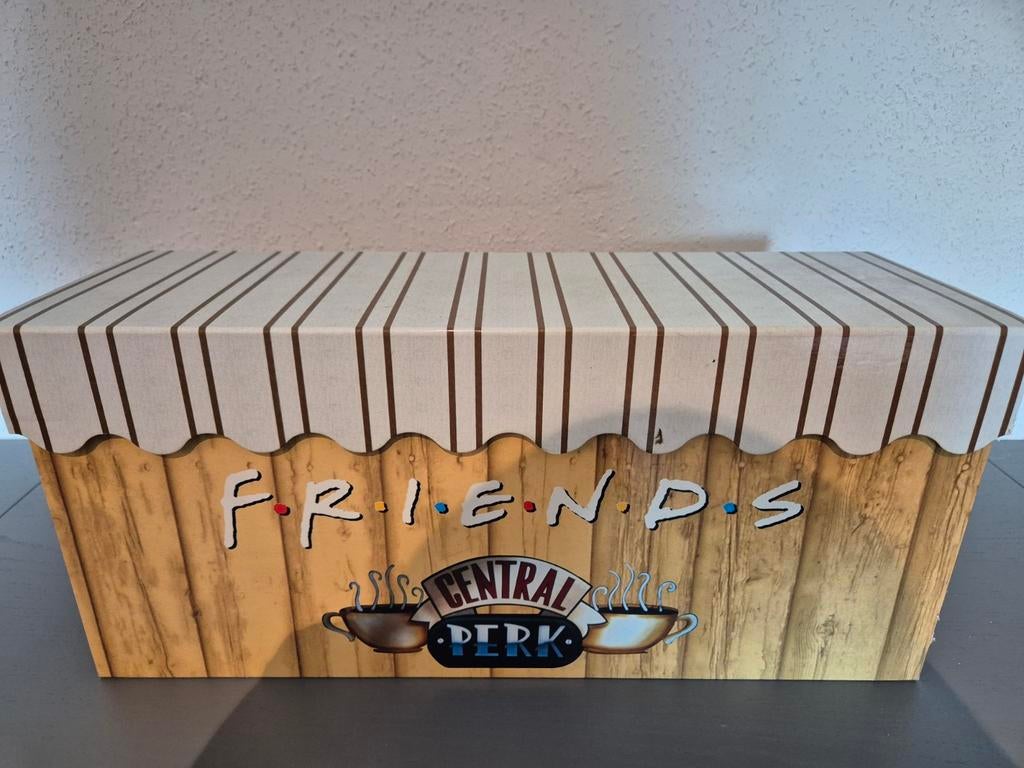 FRIENDS DVD BOX, Alle leeftijden, Ophalen of Verzenden, Zo goed als nieuw, Komedie