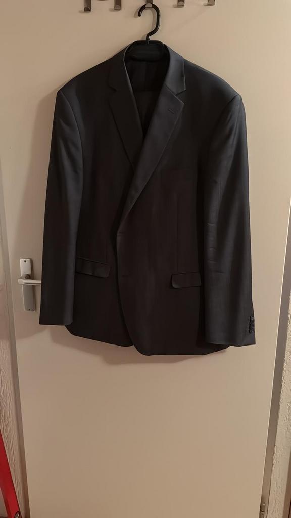 Gratis: Kostuum maat 28, Kleding | Heren, Kostuums en Colberts, Ophalen, Zo goed als nieuw, Maat 56/58 (XL), Grijs