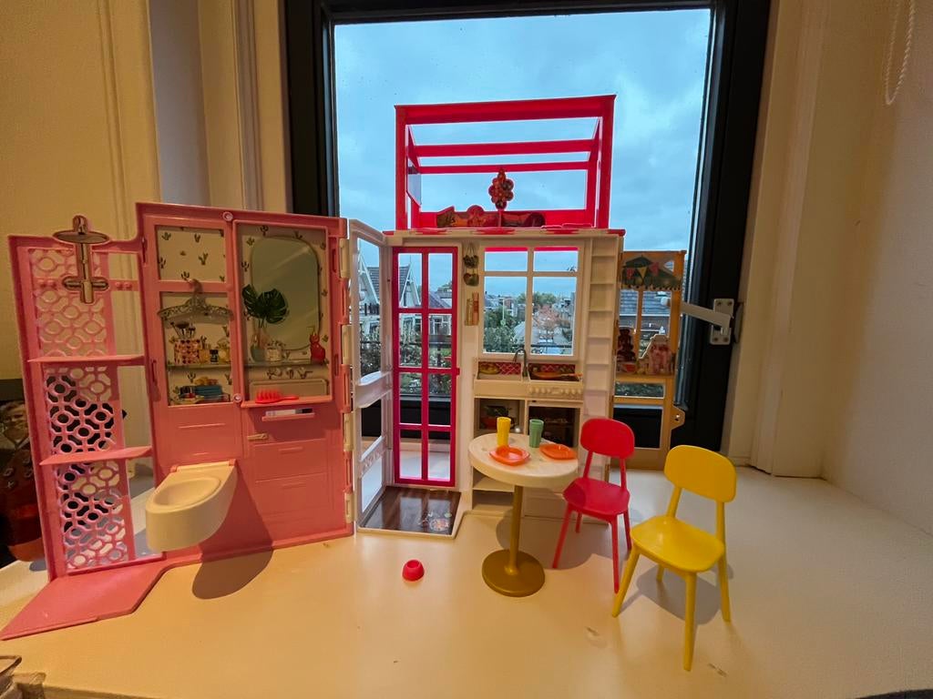Barbie huis, Kinderen en Baby's, Speelgoed | Poppenhuizen, Ophalen, Gebruikt, Poppenhuis