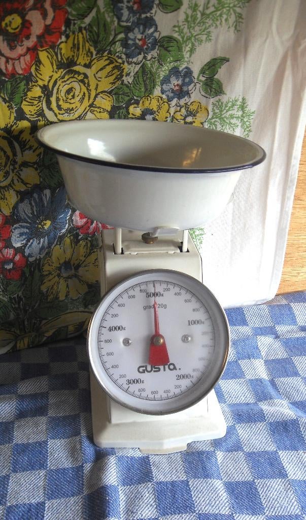 keukenweegschaal/ weegschaal met emaille bakje, Antiek en Kunst, Antiek | Keukenbenodigdheden, Ophalen of Verzenden