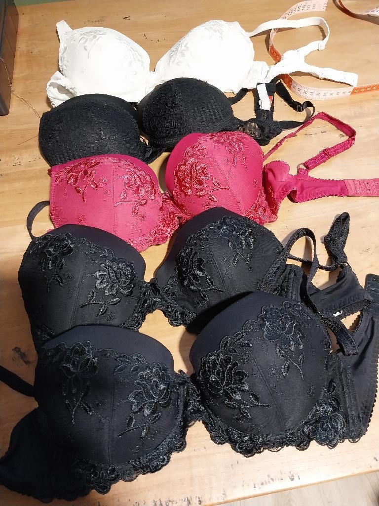 Triumph BH   75 c, Triumph, Ophalen of Verzenden, Overige kleuren, BH