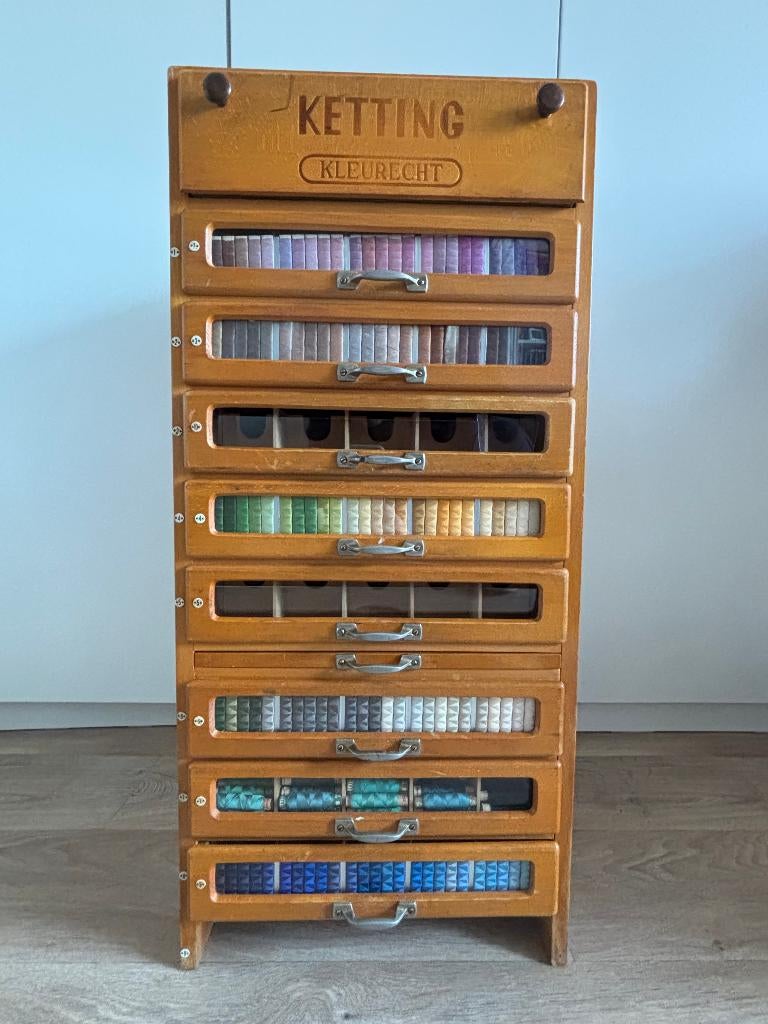 Vintage Ketting Garenkast incl Ketting Naaigaren+ Ackermans,, Ophalen