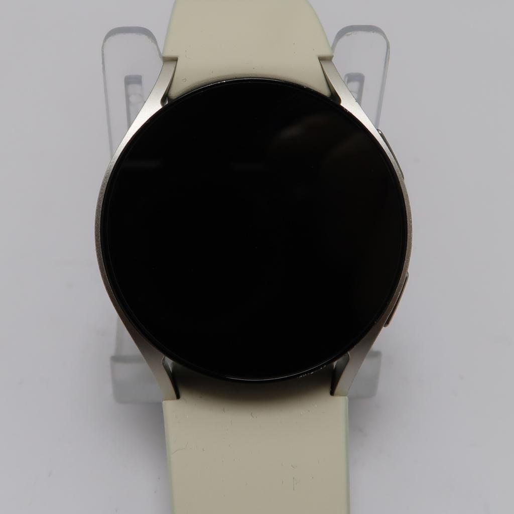 Samsung Galaxy Watch 6 GPS Goud | In Nette Staat, Niet ingevuld, Zo goed als nieuw, Niet ingevuld, Niet ingevuld