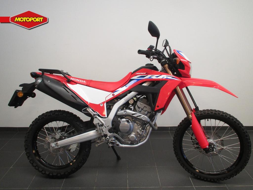 Honda CRF 300 L (bj 2021), Motoren, Doornveld 180-184
B-1731  ZELLIK, BE, Honda Motor Europe Ltd, Belgian Branche, Bedrijf, Toermotor