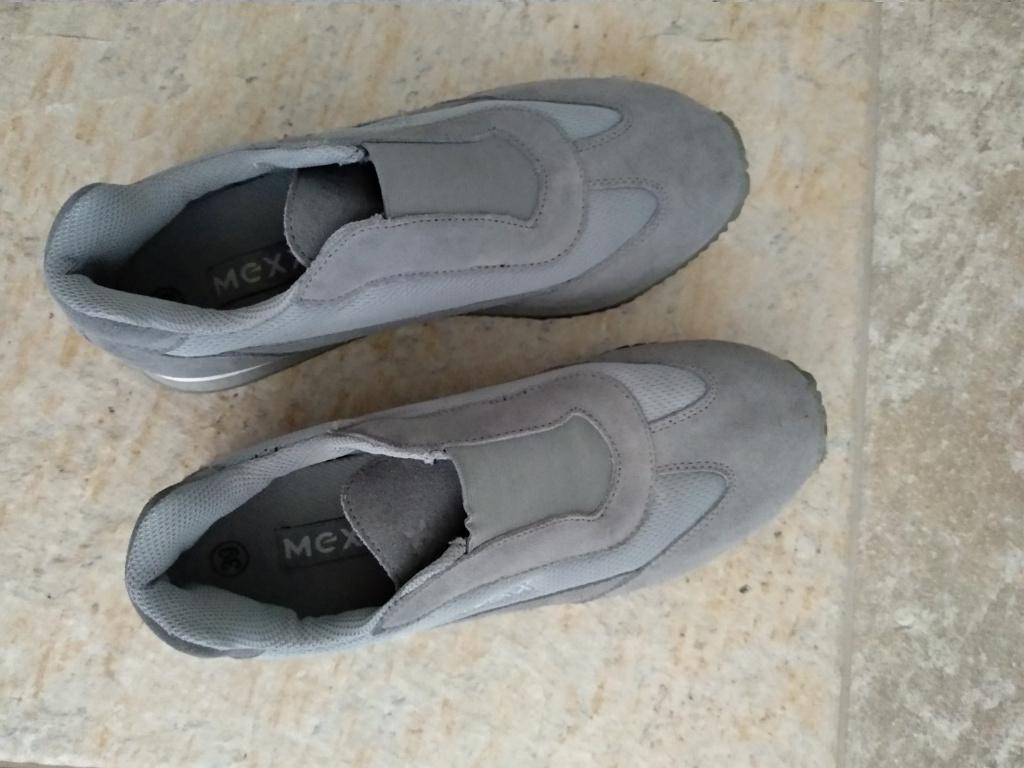 NIEUWE SCHOENEN merk: MEXX maat 39, Kleding | Dames, Schoenen, Nieuw, Sneakers of Gympen, Grijs, Ophalen of Verzenden