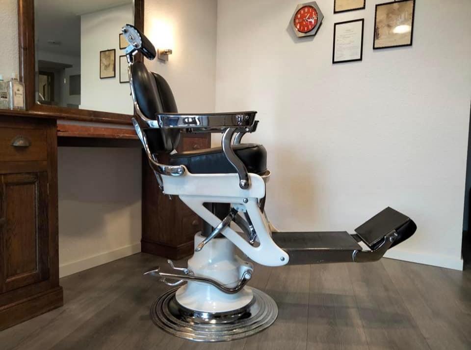 Beldam Barbier stoel volledig gerestaureerd 1940., Ophalen, Zo goed als nieuw, Wit, Eén