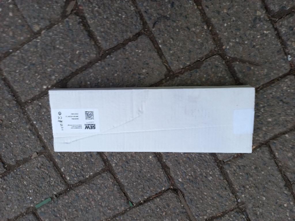 20x SEW-EURODRIVE remweerstand BW100-005/K-1.5 100Ω 200W, Ophalen, Nieuw