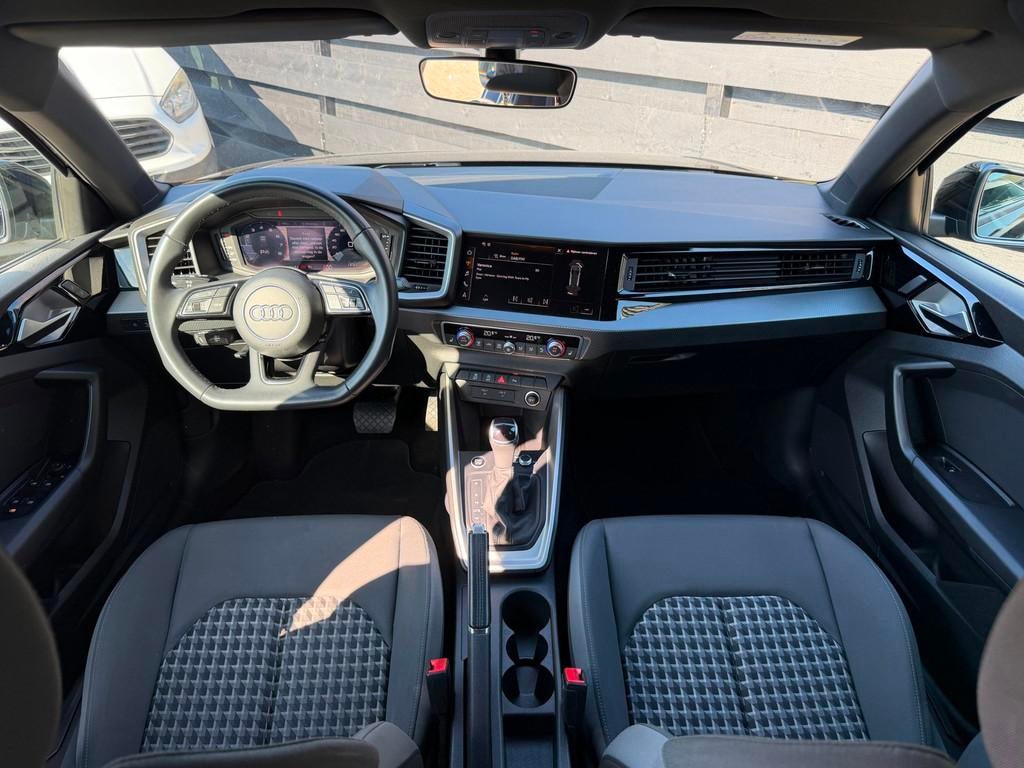 Audi A1 Sportback 35 TFSI S Line I Virtual I Carplay I Lane-, Stof, Zwart, 4 cilinders, 150 pk