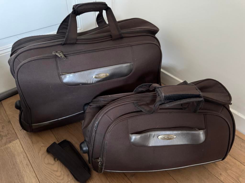 Tassenset koffer en handbagage met wieltjes en handgreep, Ophalen of Verzenden, Gebruikt