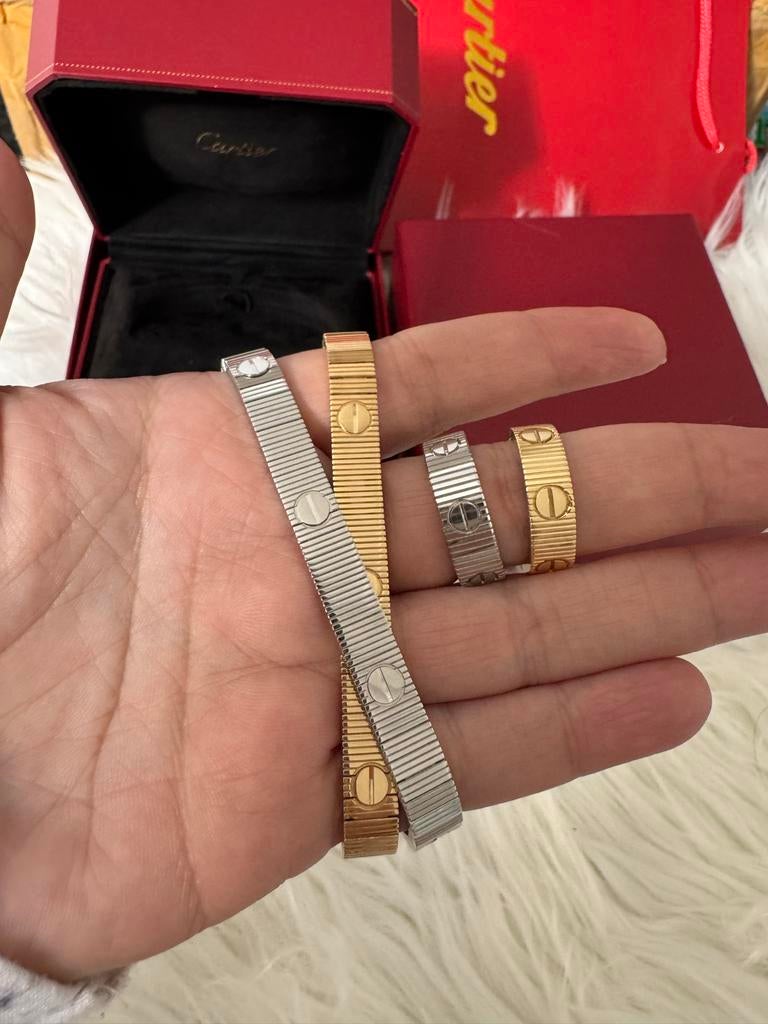 Cartier LOVE Unlimited armband & ring – 18 karaat goud, Ophalen of Verzenden, Nieuw, Goud