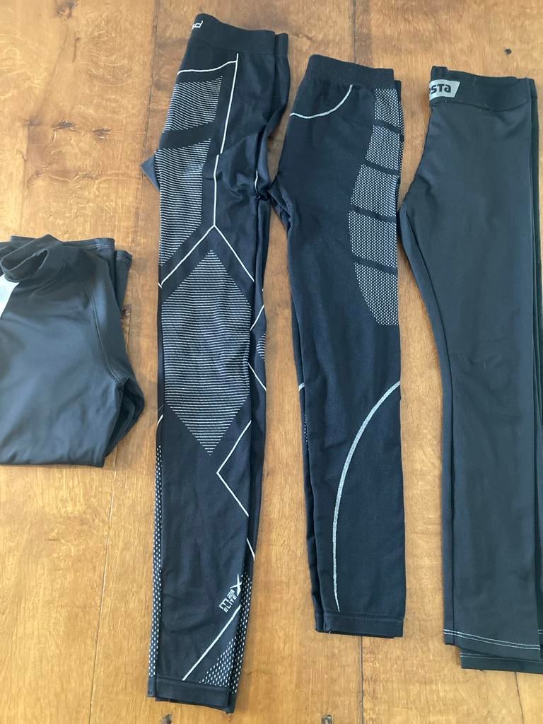 Thermokleding set: 4 broeken + 1 T-shirt (Kipsta, maXed), Zwart, Overige typen, Ophalen of Verzenden, Zo goed als nieuw