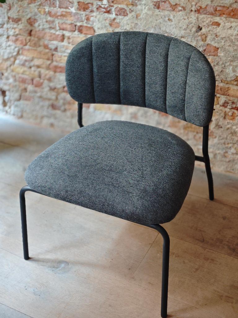 4x Eetkamerstoelen/fauteuil donkergrijs NIEUW, Huis en Inrichting, Stoelen, Ophalen of Verzenden, Nieuw, Grijs, Vier