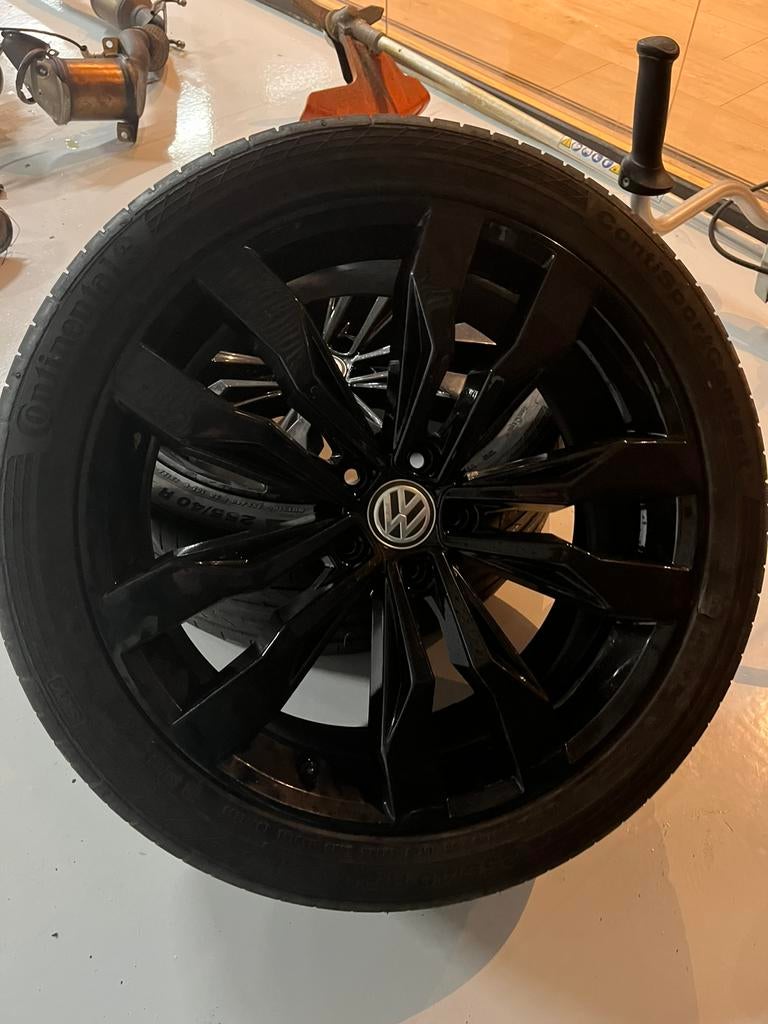 volkswagen tiguan 5na suzuka velgen 20 inch 255-40-20, 255 mm, Velg(en), Ophalen of Verzenden, 20 inch