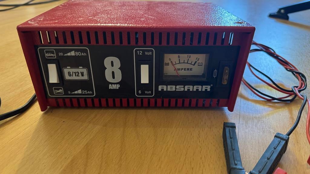 Absaar 6V/12V 8A Accu Lader - Zo Goed Als Nieuw, Ophalen of Verzenden, Gebruikt, Universele onderdelen
