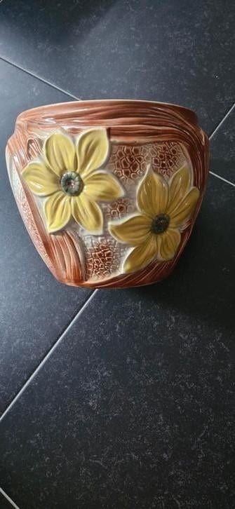 Bloempot gesingeerd  jugendstil, Rond, Binnen, Ophalen of Verzenden, Zo goed als nieuw