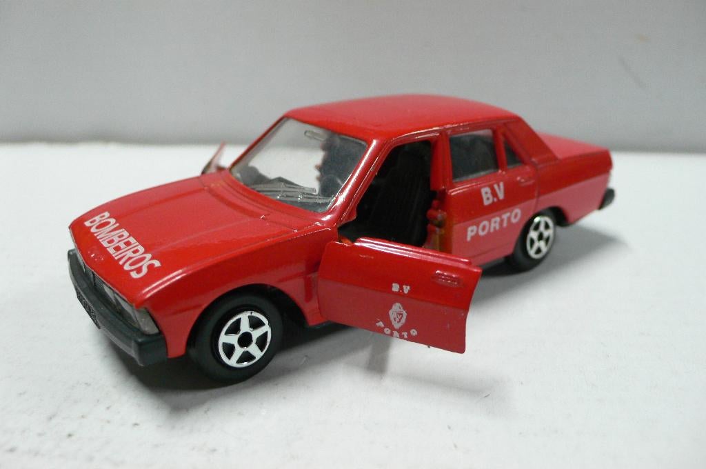 peugeot 604- bombeiros porto- norev metaal   1/43, Hobby en Vrije tijd, Modelauto's | 1:43, Verzenden, Nieuw, Auto, Norev