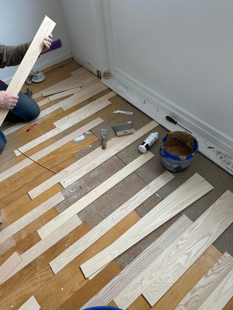 Parketteur gespecialiseerd traditoneel parket, Laminaat of Parket