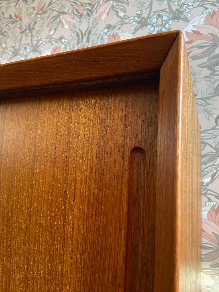 Compact vintage Deens dressoir met schuifdeuren, Ophalen, 100 tot 150 cm, Teakhout, Mid-century