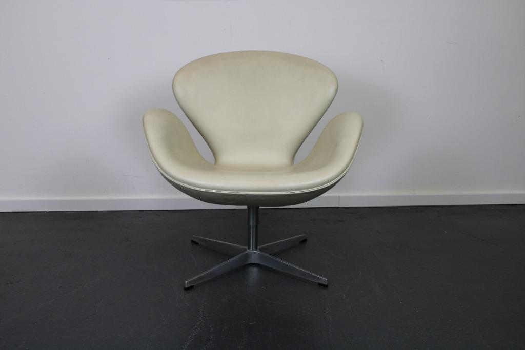 Fritz Hansen Swan fauteuil, ivoorkleurig leer, Ophalen, Gebruikt, Minder dan 75 cm, Leer
