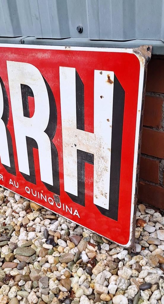 Groot emaille reclamebord voor het Franse aperitief BYRRH., Ophalen, Reclamebord, Gebruikt, .