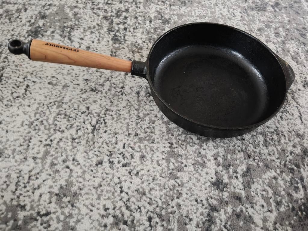 Skeppshult Gietijzeren Braadpan - Topkwaliteit!, Huis en Inrichting, Keuken | Potten en Pannen, Gebruikt, Gietijzer, Ophalen of Verzenden