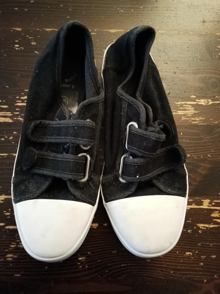 Zwarte Victory gymschoenen maat 36, Gebruikt, Ophalen of Verzenden, Victory, Jongen of Meisje