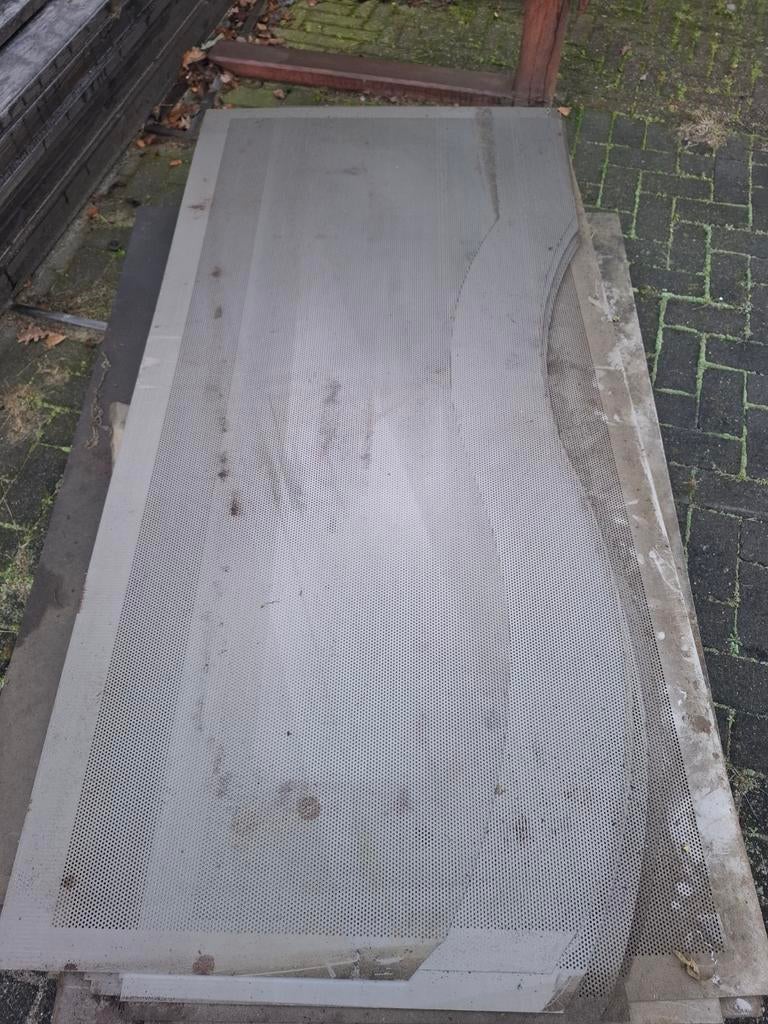 Geperforeerde platen 1mm dik, Ophalen