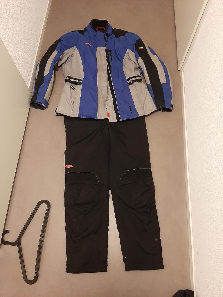 Motorpak Büse textiel  jasmaat 46 broekmaat 44, Overige merken, Kinderen, Combipak, Ophalen of Verzenden