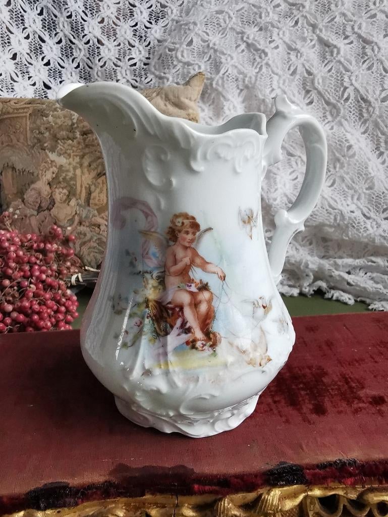 Oud melkkannetje met engel en duiven 14hoog ongemerkt Miekje, Antiek en Kunst, Antiek | Porselein, Ophalen of Verzenden