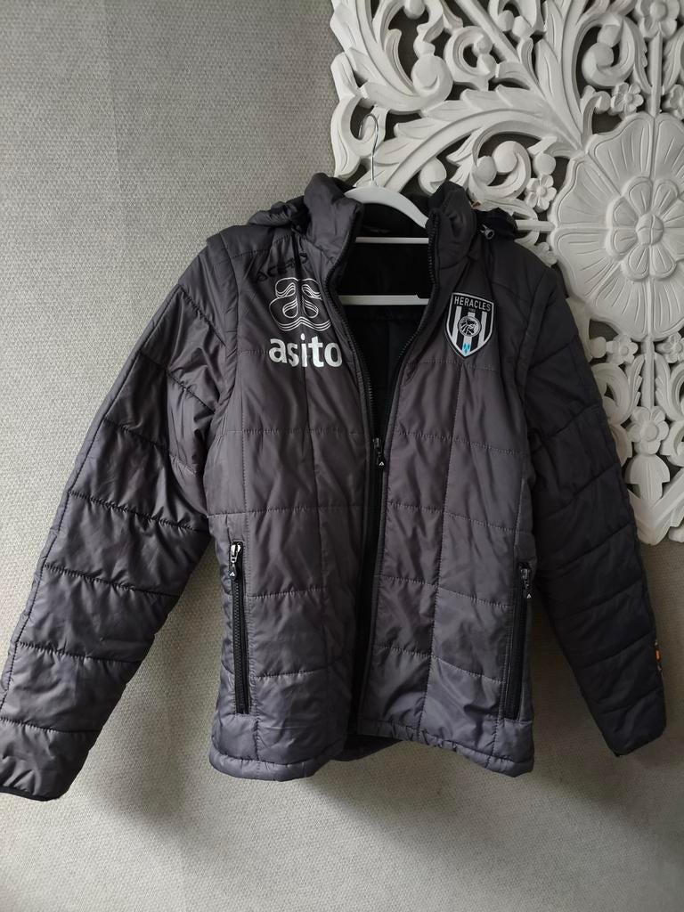 Mooie z.g.a.n. tussenjas van Heracles Almelo!, Ophalen of Verzenden, Zo goed als nieuw, Maat 48/50 (M), Grijs