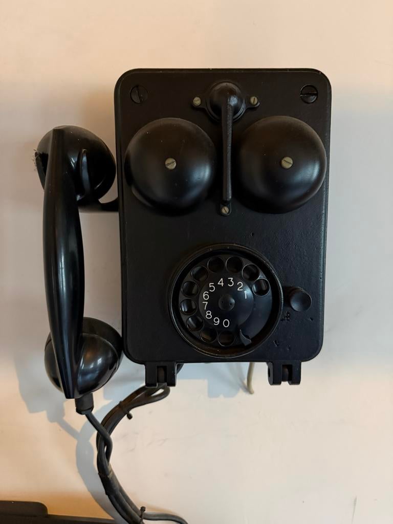 Ericsson PTT Wandtelefoon 1957 - Vintage Telefoon, Antiek en Kunst, Antiek | Overige Antiek, Ophalen of Verzenden