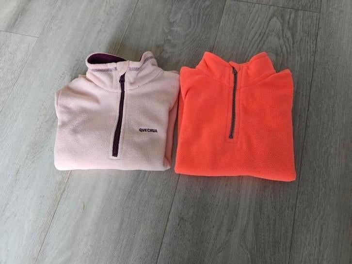 2 fleece truien maat 98/104 (Quechua en Hema), Ophalen of Verzenden, Zo goed als nieuw