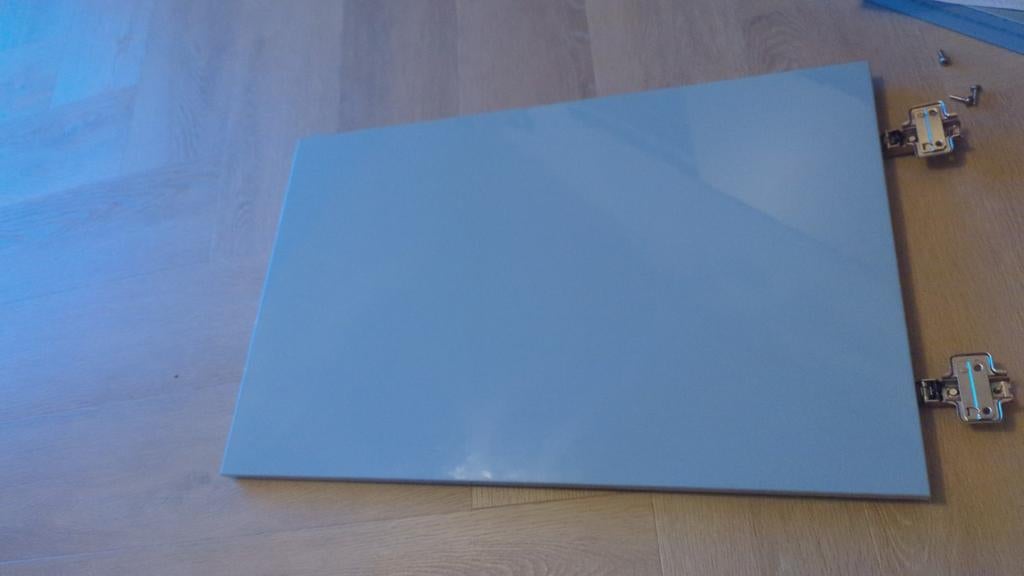 Ikea Besta Riksviken kastdeurtjes (3 stuks), Huis en Inrichting, Kasten | Wandmeubels, Ophalen, Zo goed als nieuw, 25 tot 50 cm