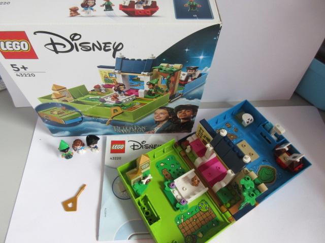 43220 Disney Peter Pan Verhalenboekavontuur met doos, Ophalen of Verzenden, Zo goed als nieuw, Complete set, Lego