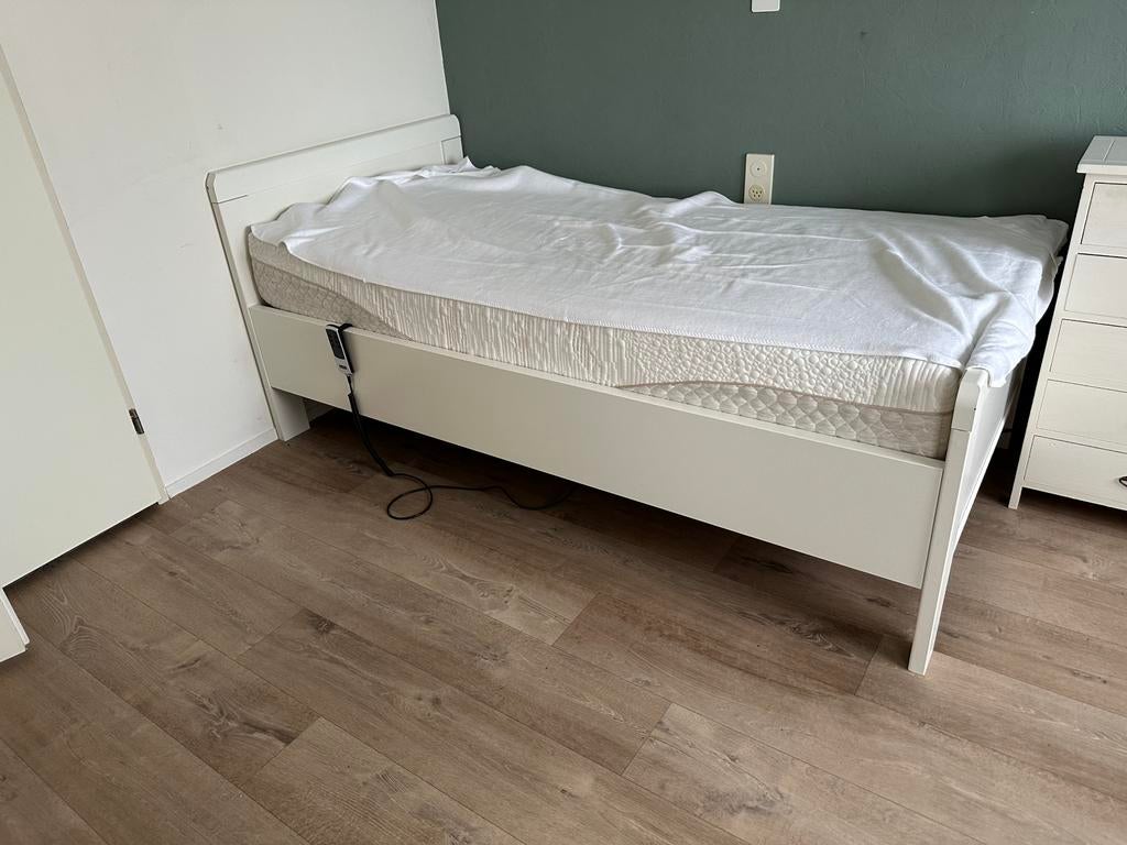 Seniorenbed elektrisch verstelbaar incl matras 100x200 cm, Ophalen, Verstelbaar, 90 cm, Eenpersoons