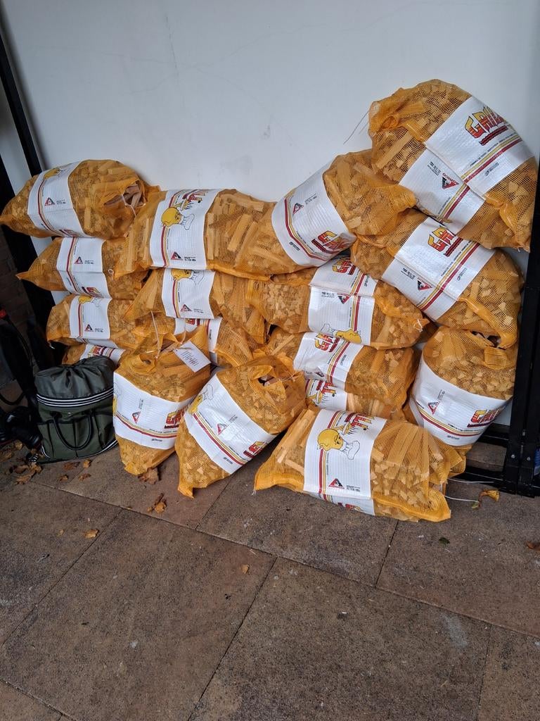 Aanmaakhoutjes €5, per 5 kilo gratis bezorging in Nunspeet, Tuin en Terras, Haardhout, Minder dan 3 m³, Ophalen