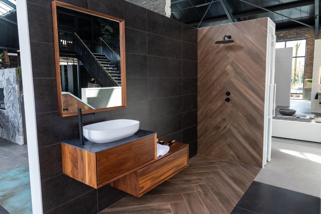 Badmeubel SHOWROOMMODEL NIEUW 80+100 cm walnoot natuursteen, Nieuw, Minder dan 100 cm, Wastafelkast, 25 tot 50 cm