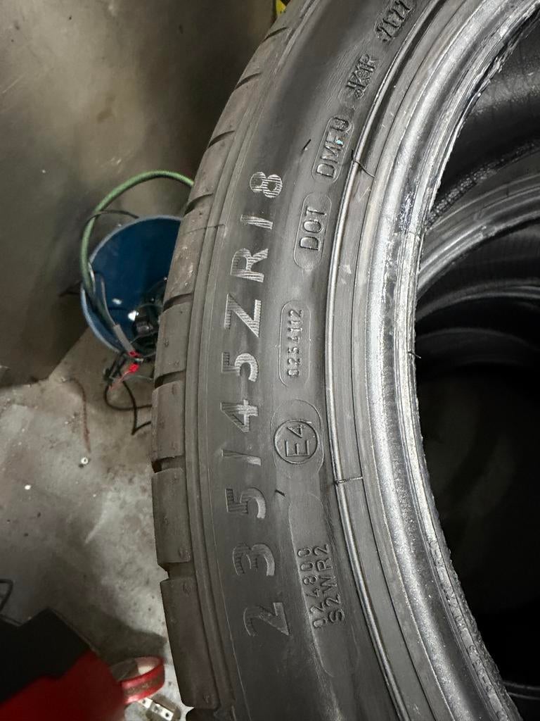 4 Dunlop Sport Maxx GT Banden - 2x 235 & 2x 265/45R18 - N0, Auto-onderdelen, Banden en Velgen, 18 inch, Gebruikt, Ophalen of Verzenden