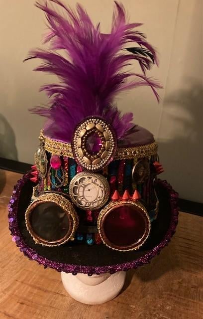 Luxe Carnavalshoed te koop, Ophalen, Zo goed als nieuw, Carnaval, Accessoires