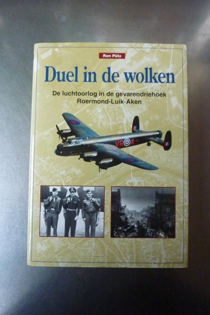 Duel in de wolken - Ron Putz, Tweede Wereldoorlog, Ophalen of Verzenden, Zo goed als nieuw, Luchtmacht