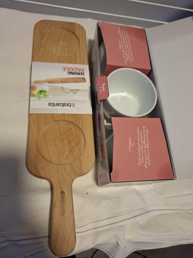 Brabantie serveerplank met 3 aardewerk schaaltjes, Huis en Inrichting, Overige typen, Nieuw, Ophalen of Verzenden, Overige stijlen