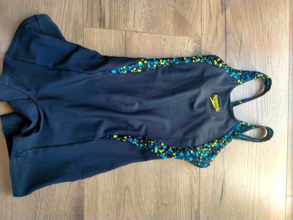Speedo zwempak 134/140, Meisje, Badpak, Ophalen of Verzenden, Zo goed als nieuw