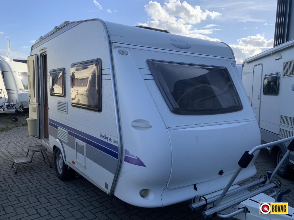 Hobby De Luxe 400 SF Zondag 19 april open, Caravans en Kamperen, Caravans, Schokbreker, Hobby, Bedrijf, Treinzit