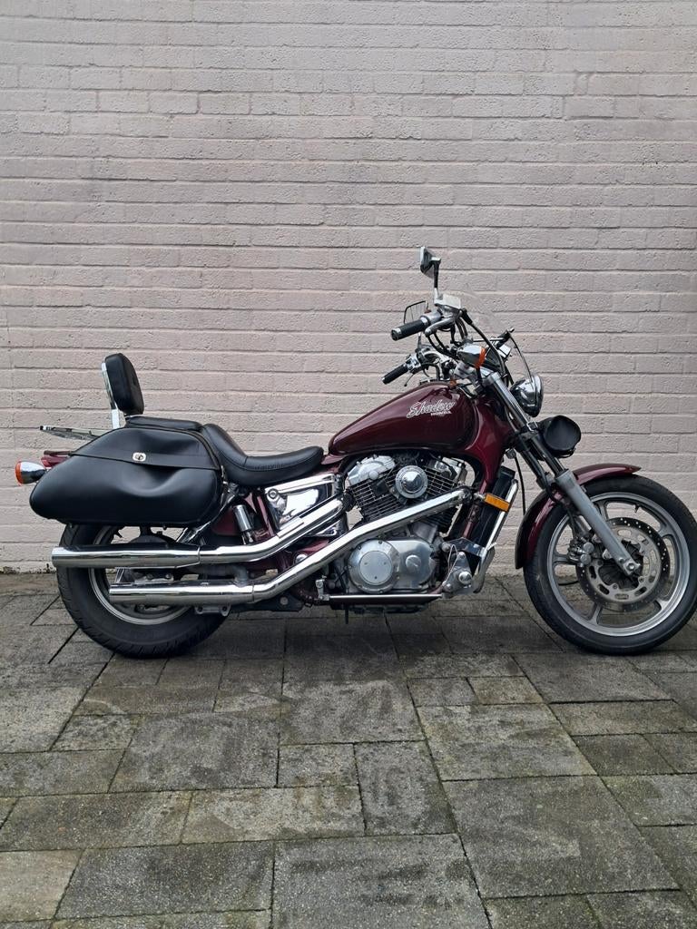 Honda Shadow.  Vt 1100, 2 cilinders, Chopper, Particulier, 1100 cc