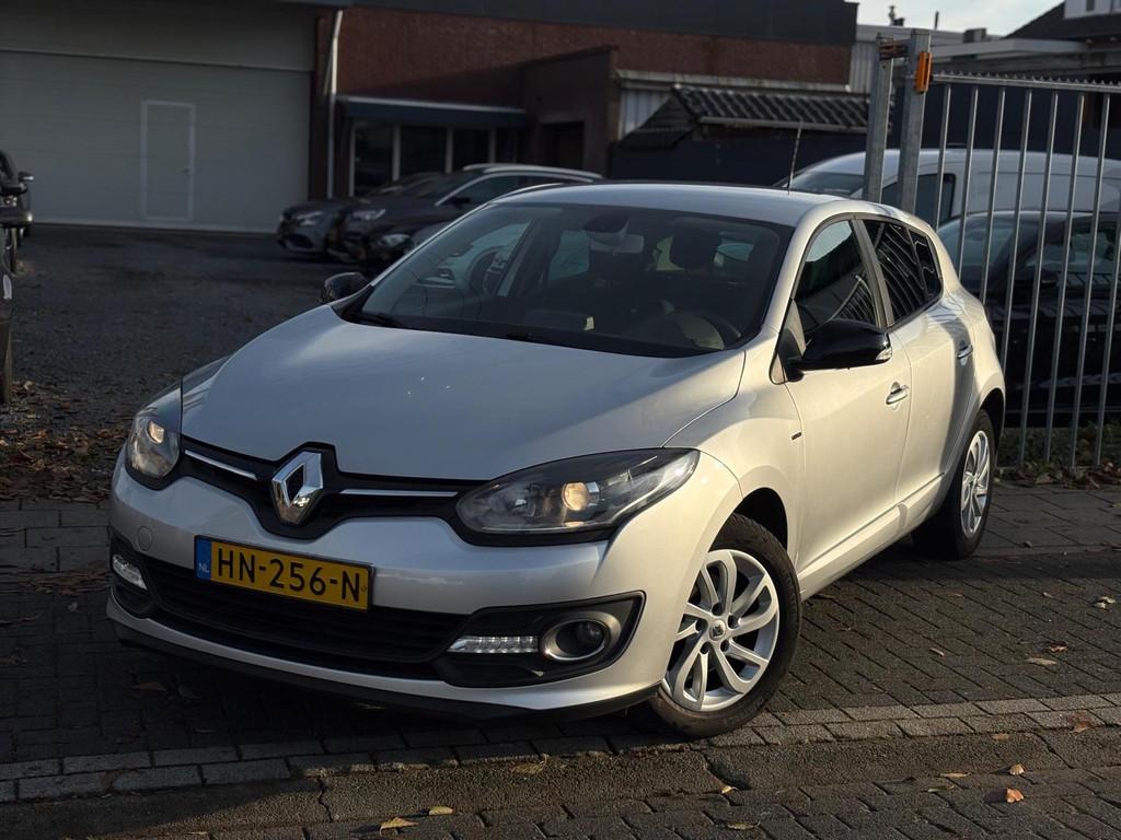 Renault Mégane 1.2 TCe Limited | Navigatie | 16” LMV | Cr, Voorwielaandrijving, Stof, Gebruikt, 4 cilinders
